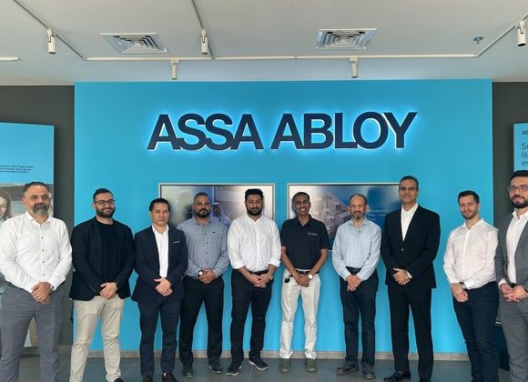ASSA ABLOY and Emirates Green Building Council representatives in Dubai